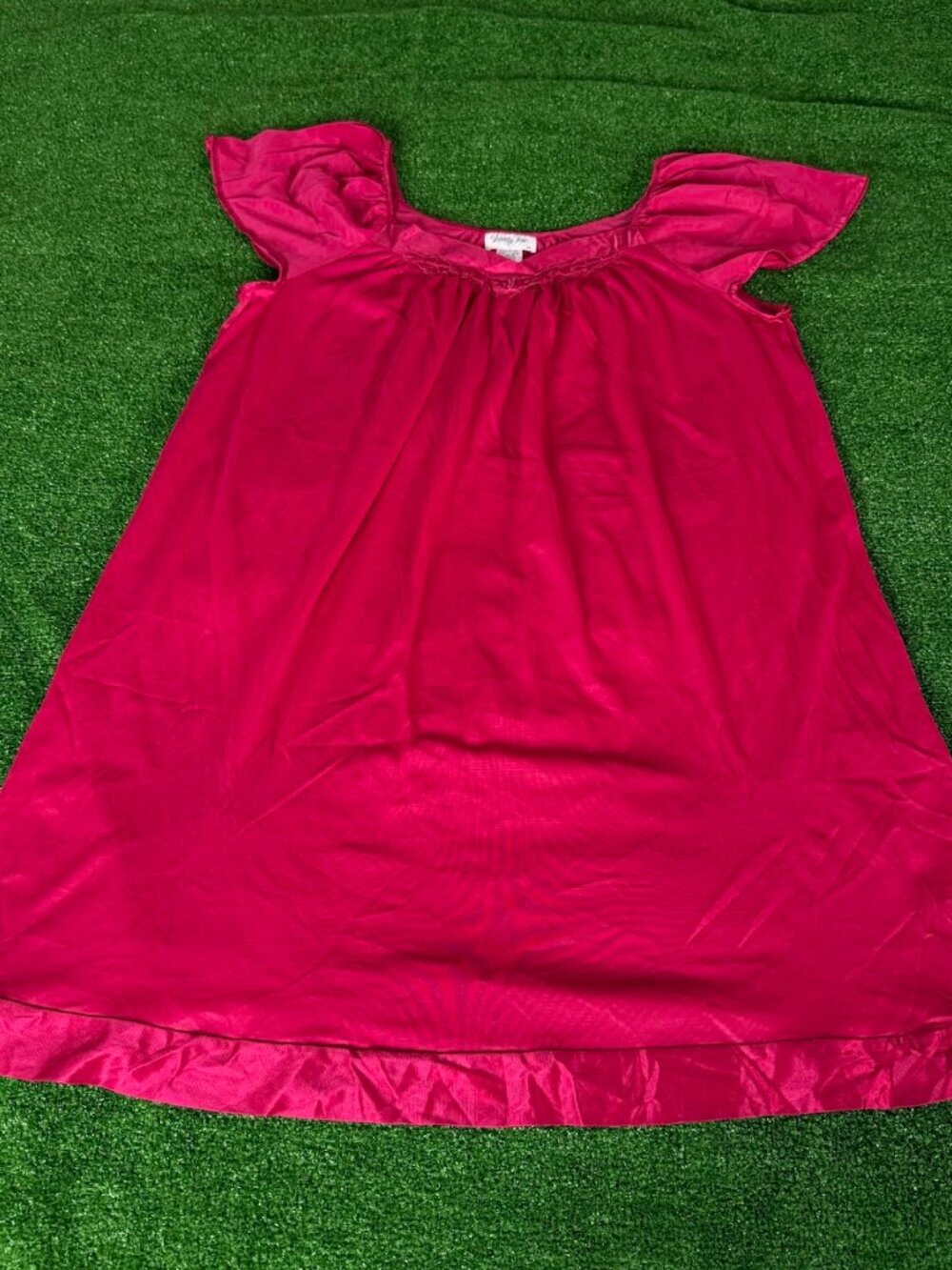 Vanity Fair Exquisite Form 30108 Nylon Red Flutter Sleeve Short Nightgown M 40